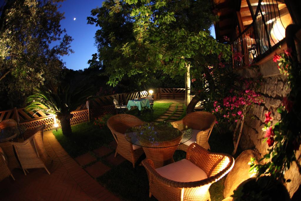 Hotel Lo Scirocco เฟโตวาเยีย ภายนอก รูปภาพ